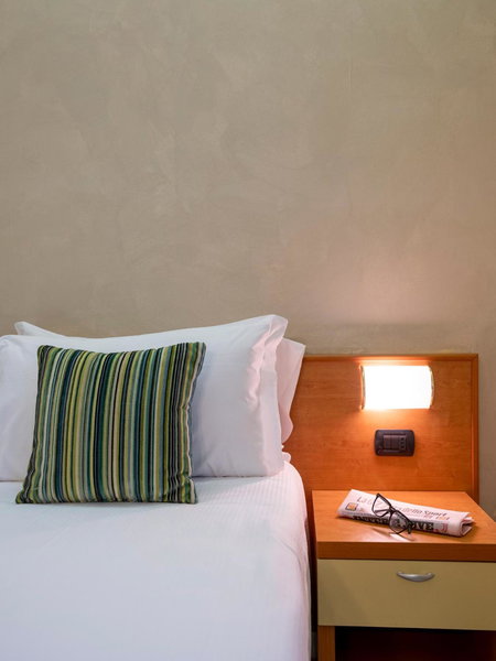 Hotel Embassy, Pero, Italy