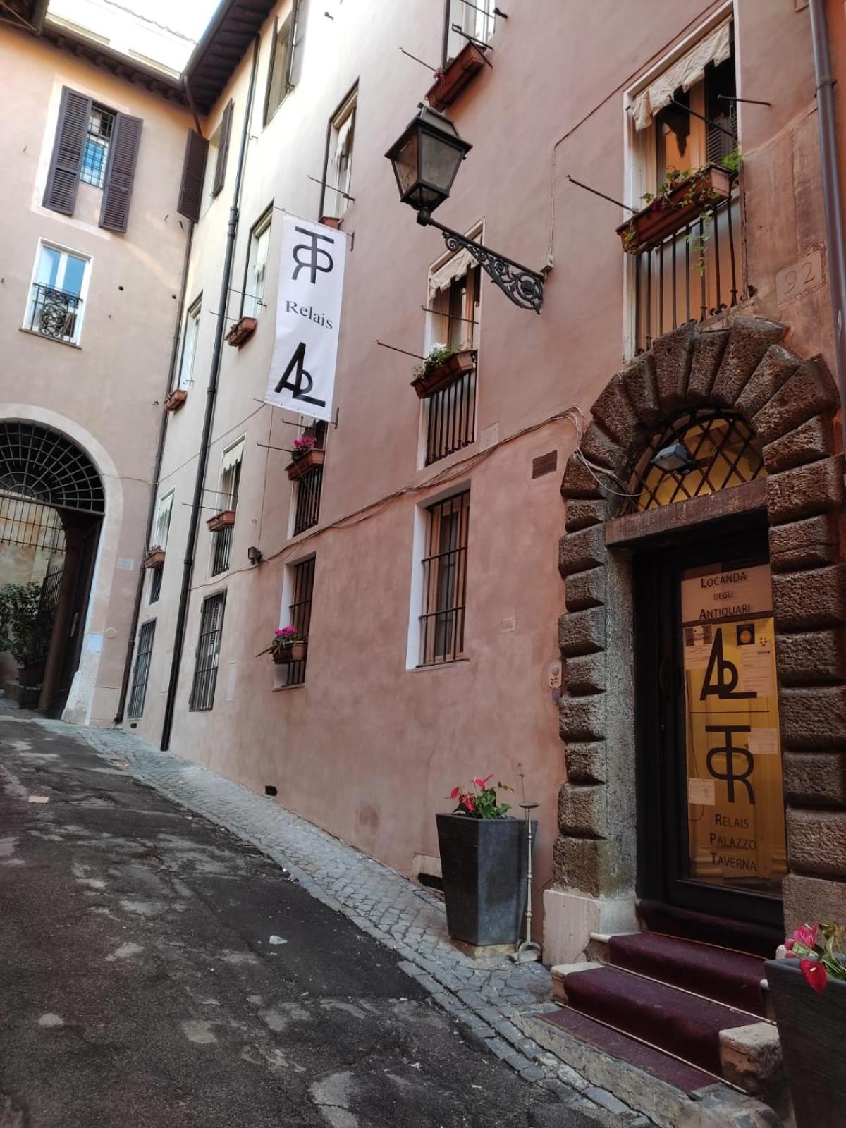 Hotel · Relais Palazzo Taverna, Rome