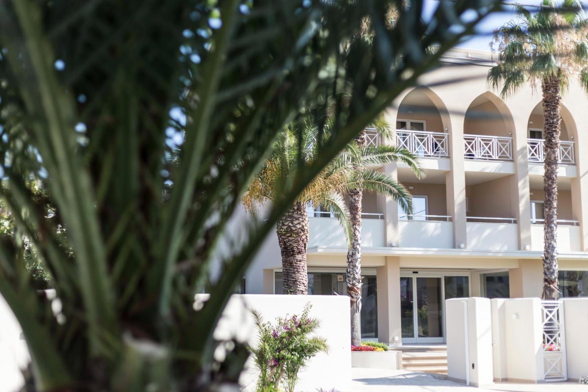 Hotel · Suite Hotel L'Oasi di Riaci, Santa Domenica