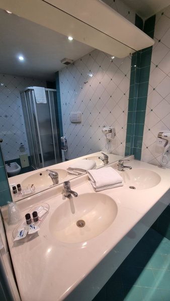 Hotel Quadrifoglio, Pomigliano dʼArco, Italy