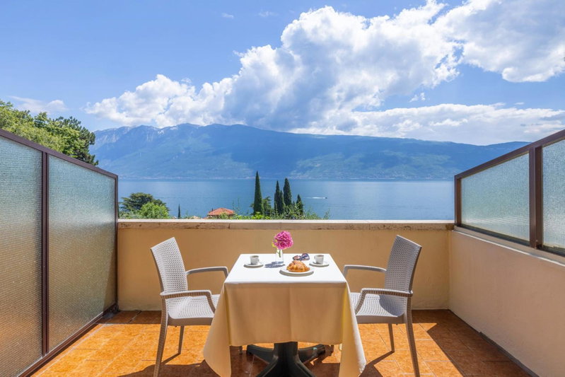 Hotel Meandro - Lake View, Gargnano, Italy