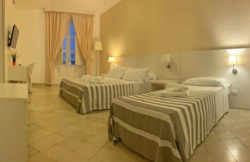 Ortigia Mastrarua rooms, Siracusa, Italy