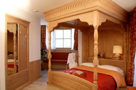 Hotel Garni La Roccia, Andalo, Italy