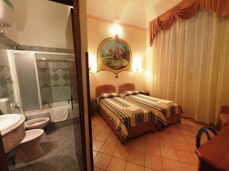 Cambridge Hotel, Rome, Italy