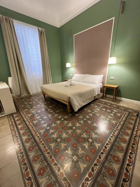 Bed in Spa, Palermo, Italy