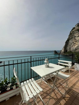 Residenza Mare di Sotto Sorrento, Meta, Italy
