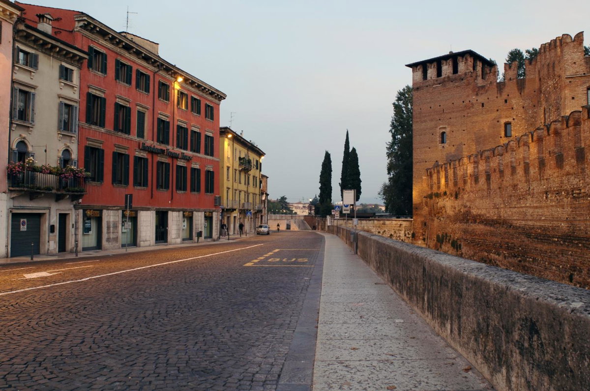 Verona House Aparthotel, Italien