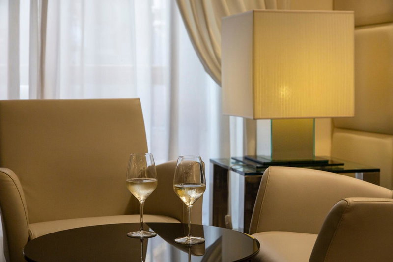 Hotel Antico Borgo, Riva del Garda, Italy