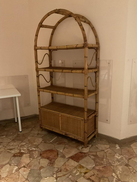 Oro B22, Florence, Italy