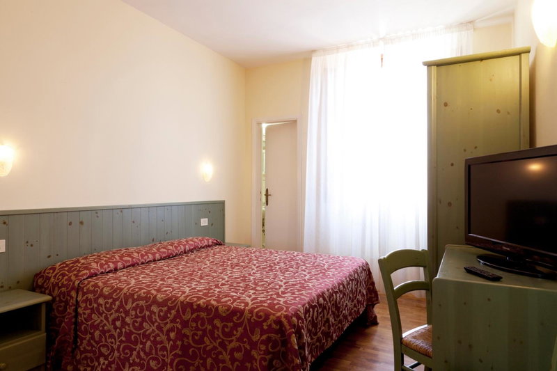 Hotel Savoia e Campana, Montecatini Terme, Italy