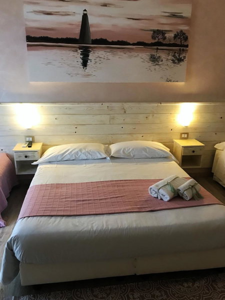 Fiumicino Airport B&B Deluxe, Fiumicino, Italy