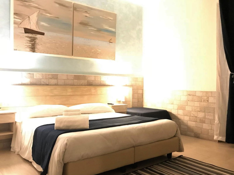 Fiumicino Airport B&B Deluxe, Fiumicino, Italy
