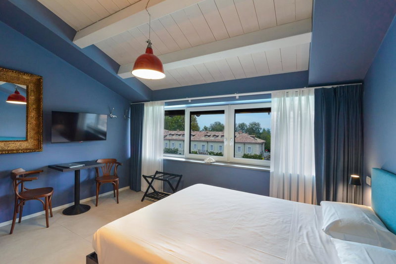 CABANON studios, Peschiera del Garda, Italy