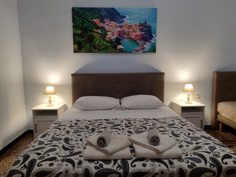 Albergo Locanda Alambra, Genova, Italy
