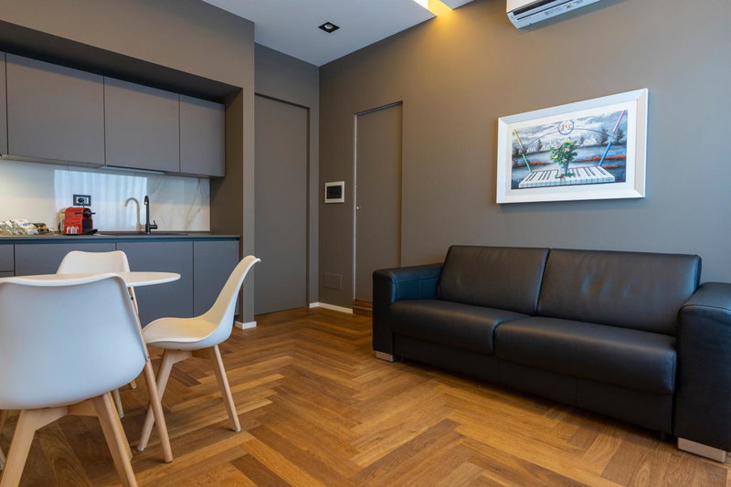 B&z Luxury, Bari, Italy
