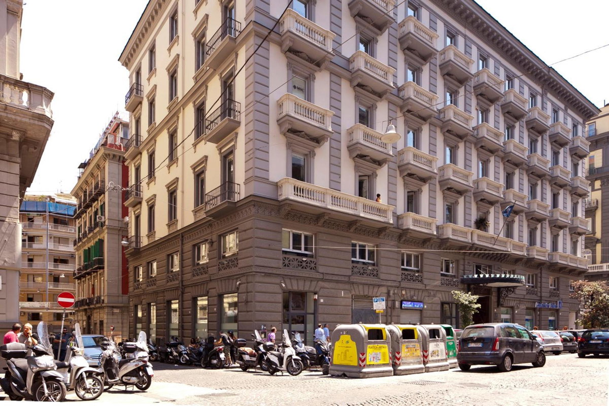 Hotel · Domus Schilizzi, Naples