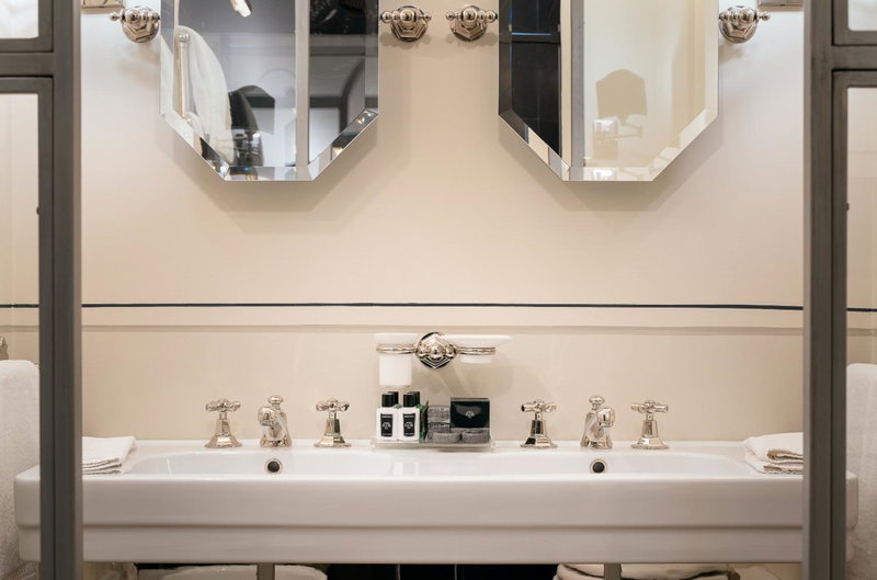 Corte Calzaiuoli Elegant Suites, Florence, Italy