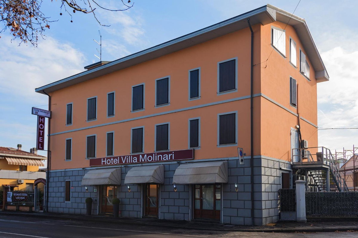 Hotel · Hotel Villa Molinari, Collecchio