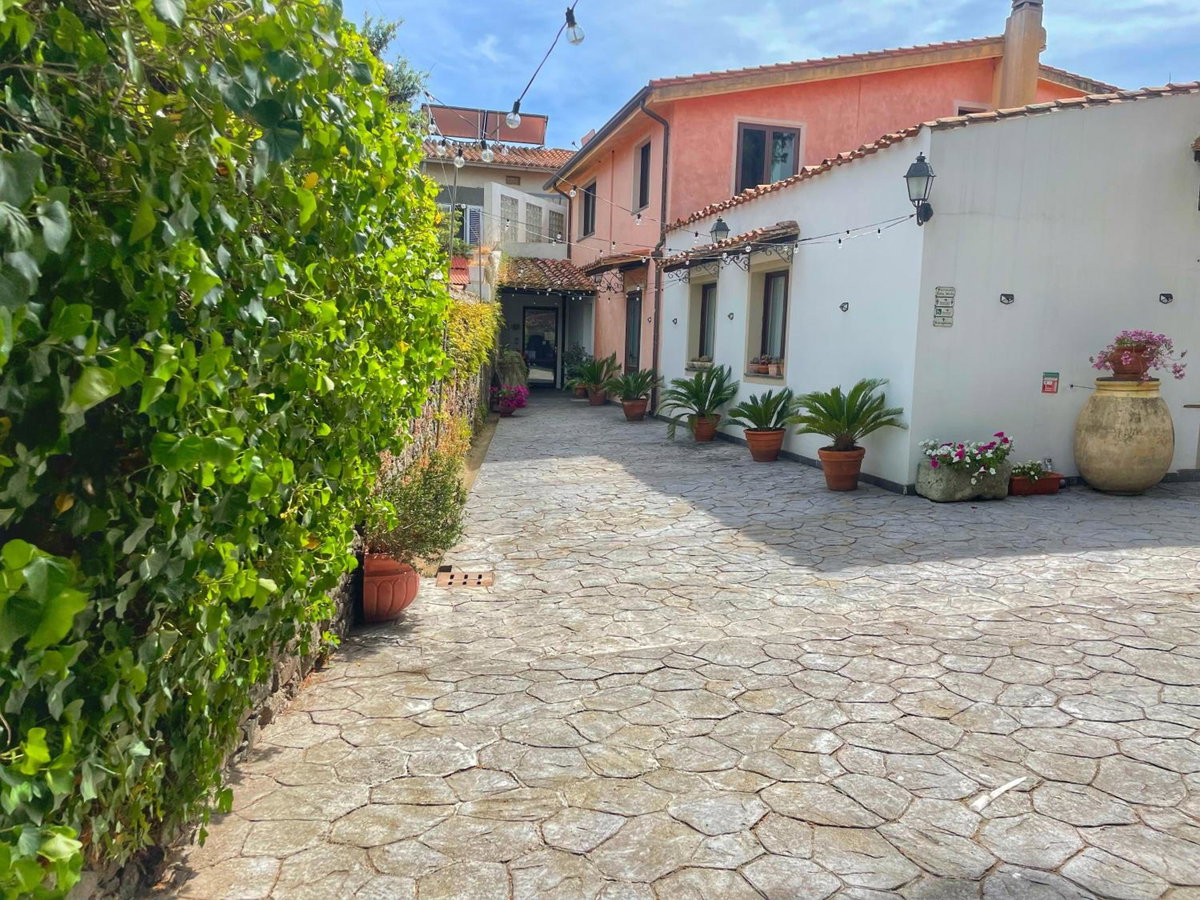Hotel · Sa Mola, Bonarcado