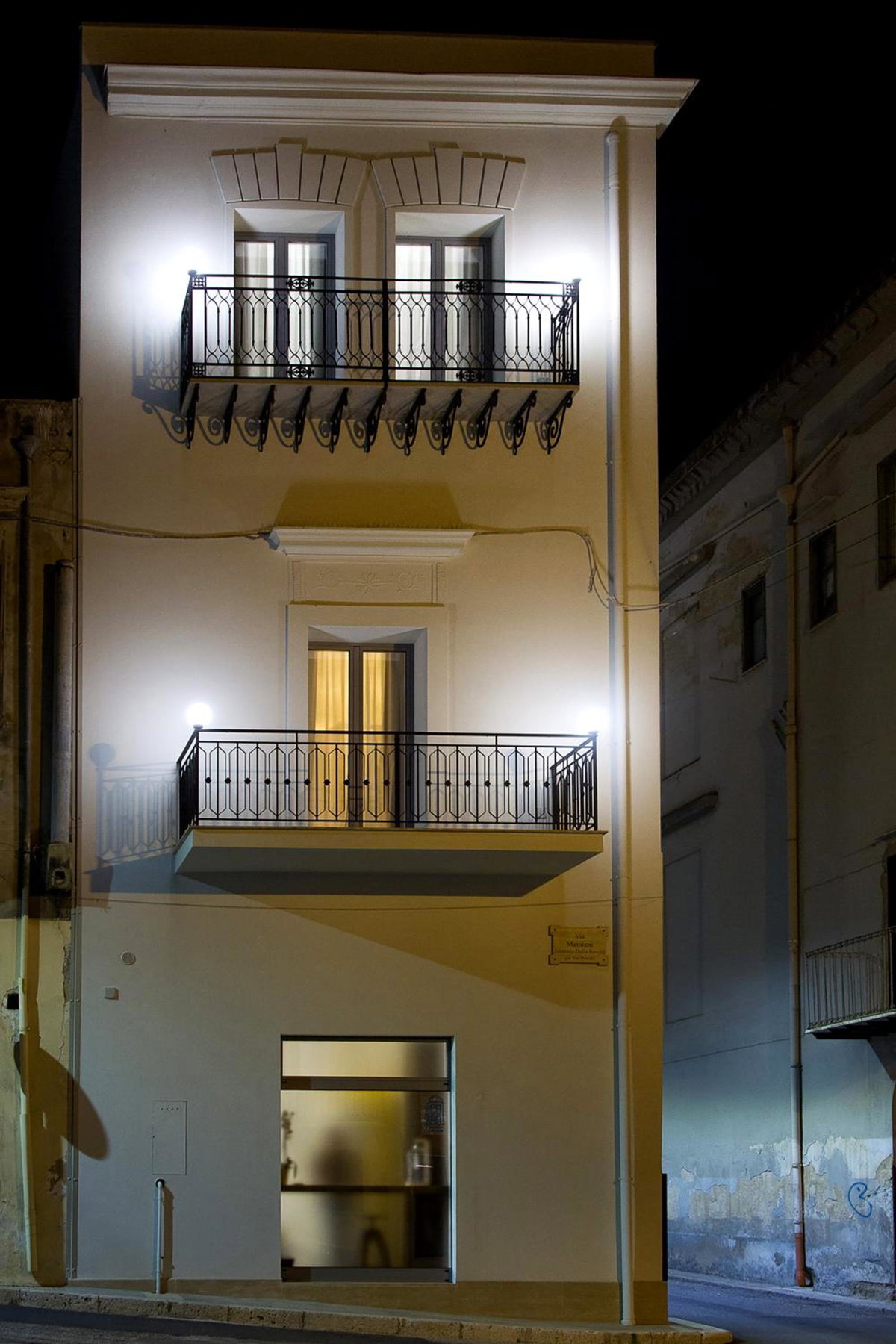 Curù, Italy