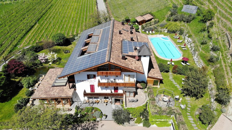 Hotel Garni Partaneshof, Merano, Italy
