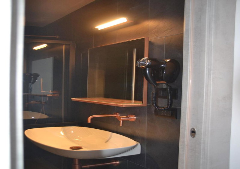 5-Rooms Apartment, Rome, Italy