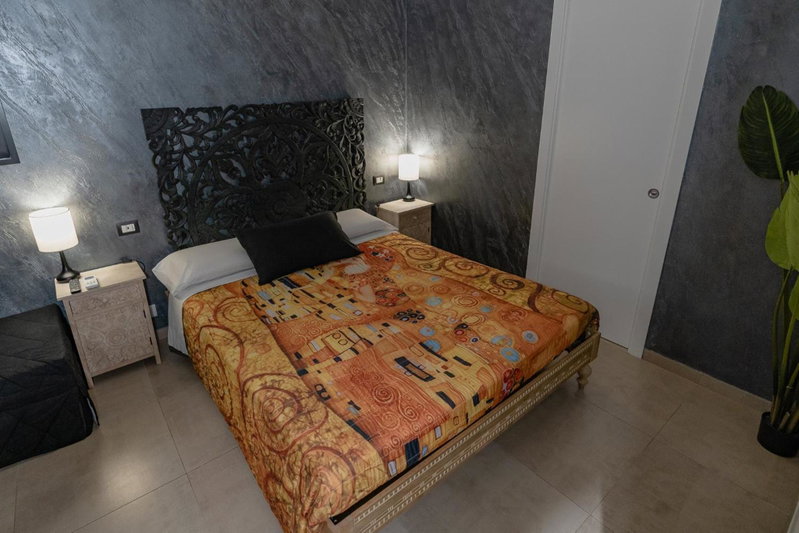 Le Boutique Luxury Rooms diffused in historical center, Fiumicino, Italy
