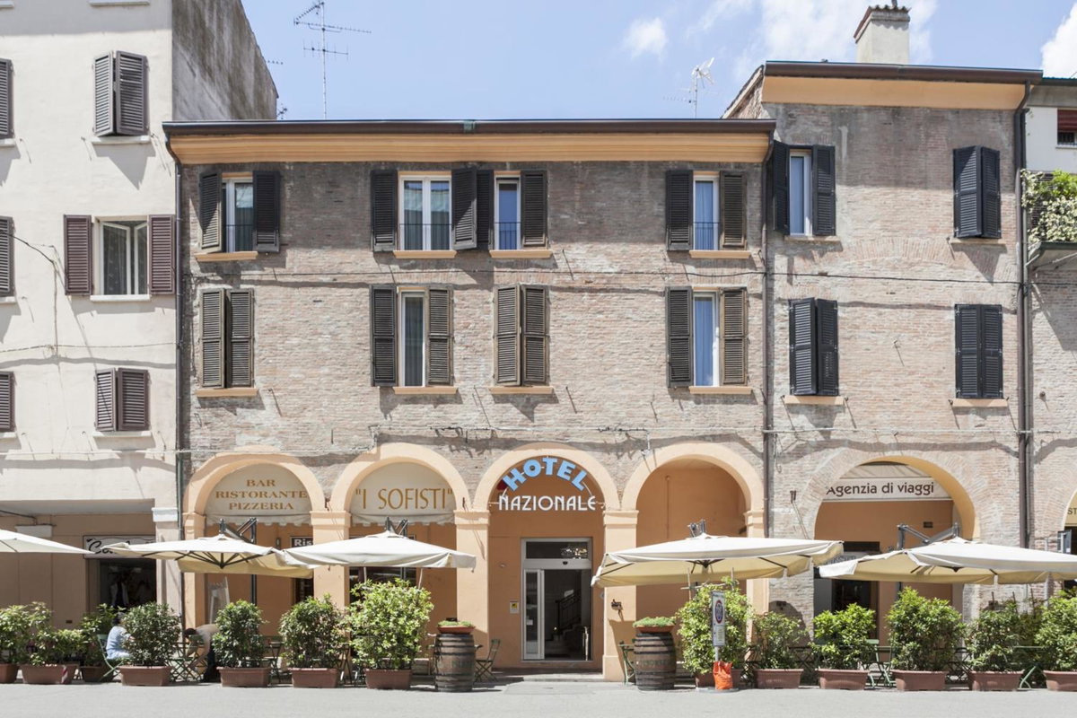 Hotel · Hotel Nazionale, Ferrara