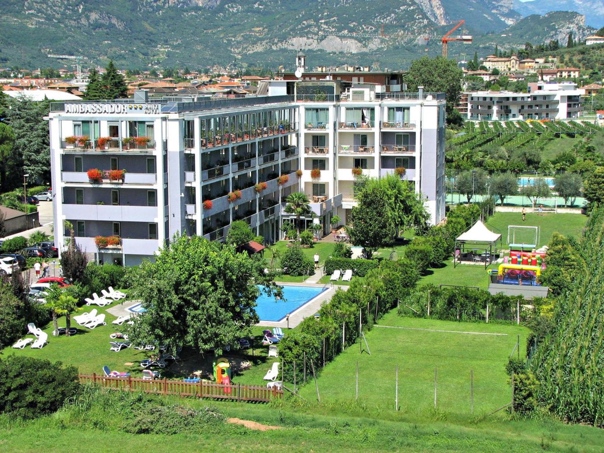 Hotel · Ambassador Suite Hotel, Riva Del Garda