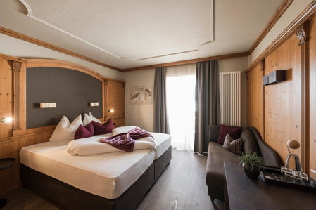Hotel Viertler, Avelengo, Italy