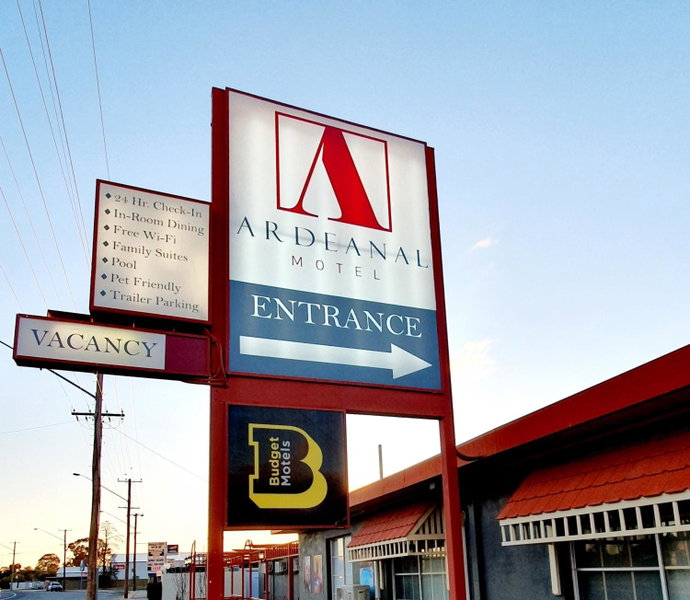 Ardeanal Motel, West Wyalong, Australia