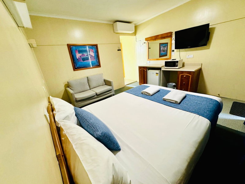 Ardeanal Motel, West Wyalong, Australia