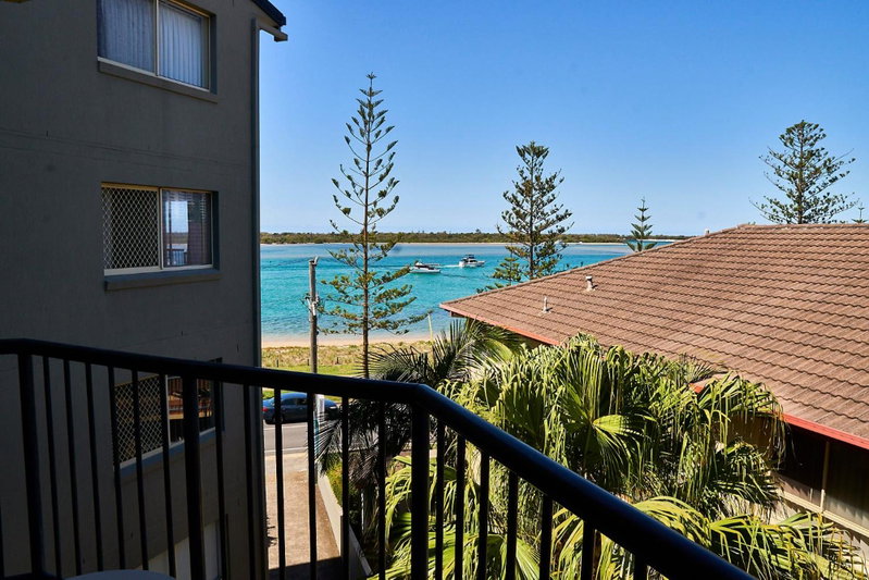 Bayview Beach Holiday Apartments, Gold Coast, Australia