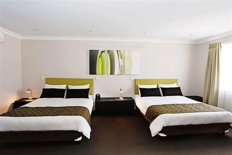Drover's Motor Inn, Dalby, Dalby, Australia