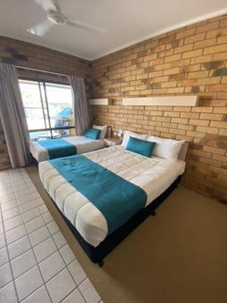 Boulder Opal Motor Inn, Winton, Australia