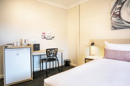 Nightcap at Hendon Hotel, Adelaide, Australia
