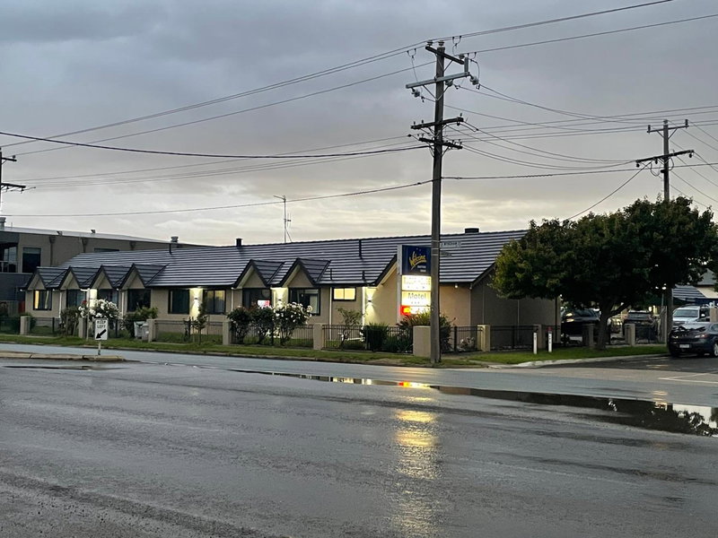 SHEPPARTON MOTOR INN Tudor House Motel, Shepparton, Australia