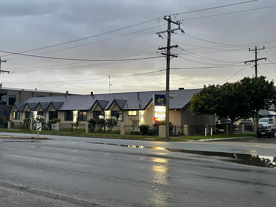 SHEPPARTON MOTOR INN Tudor House Motel, Shepparton, Australia