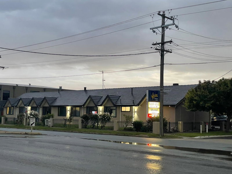 SHEPPARTON MOTOR INN Tudor House Motel, Shepparton, Australia