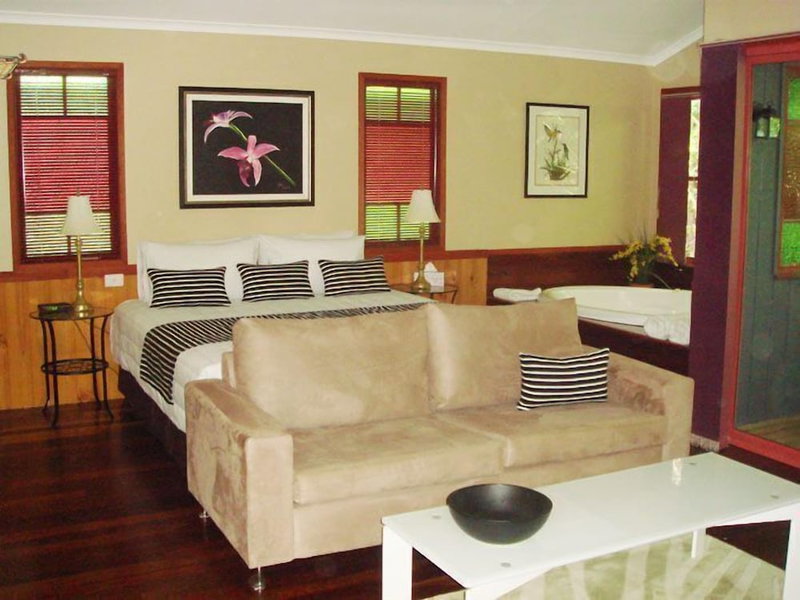 Amore On Buderim Luxury Rainforest Cabins, Buderim, Australia