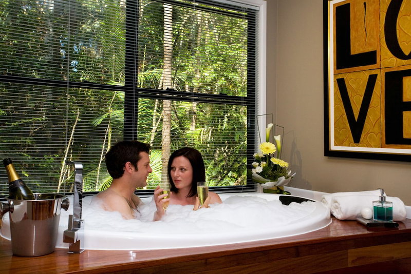 Amore On Buderim Luxury Rainforest Cabins, Buderim, Australia