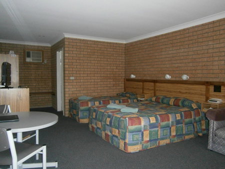 Aaron Inn Motel, Narrabri, Australia