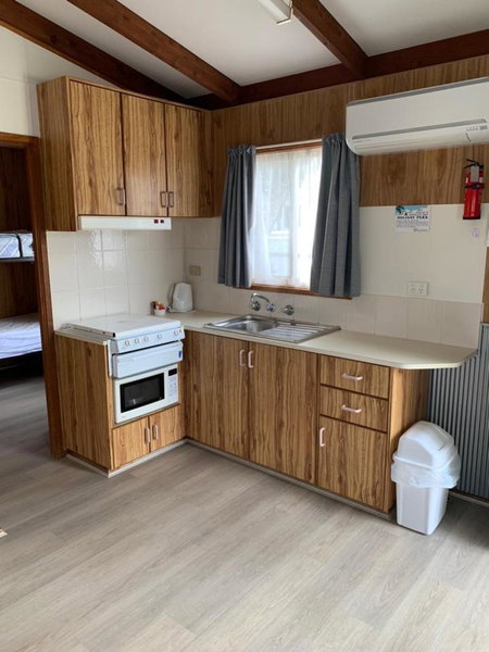 Apollo Bay Holiday Park, Apollo Bay, Australia
