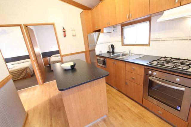 Apollo Bay Holiday Park, Apollo Bay, Australia