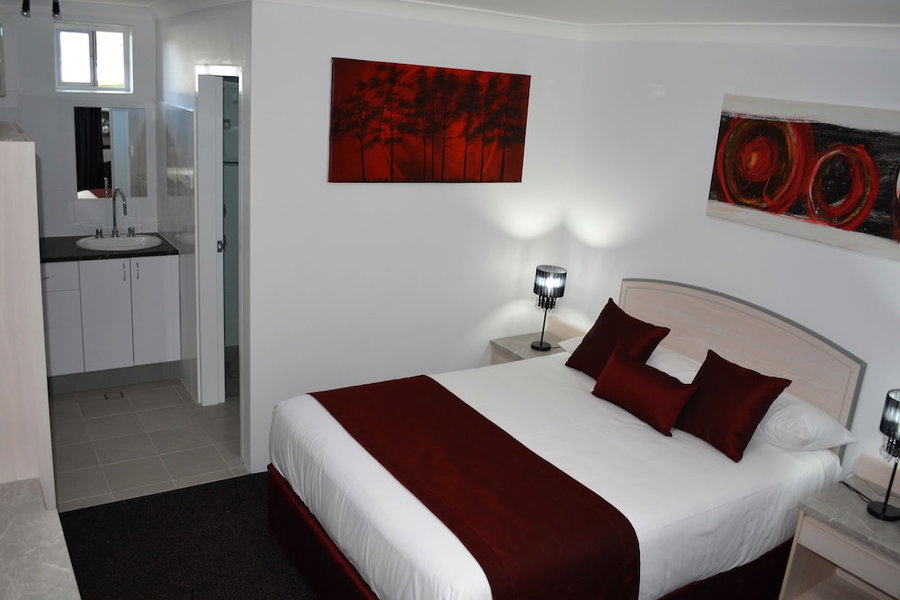 Alabaster Motor Inn Taree, Taree, Australia