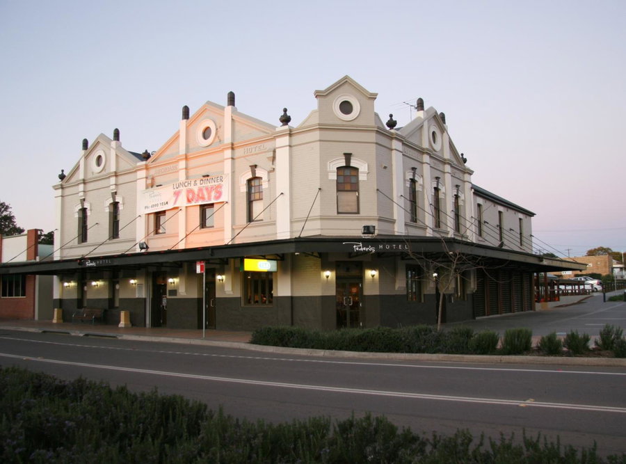 Peden's Hotel, Cessnock, Australia