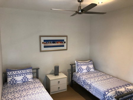 507 At The Waves, Cowes, Australia