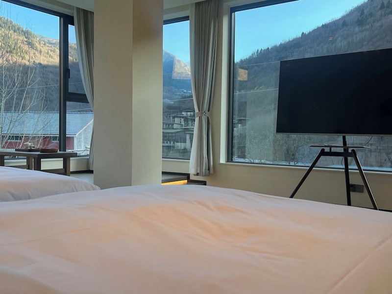 Harmony Zen Retreat in Jiuzhai Valley, Ngawa Autonomous Prefecture, China