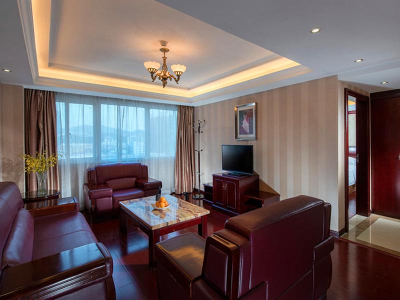 Vienna Hotel Shenzhen Fenghuang Road, Shenzhen, China