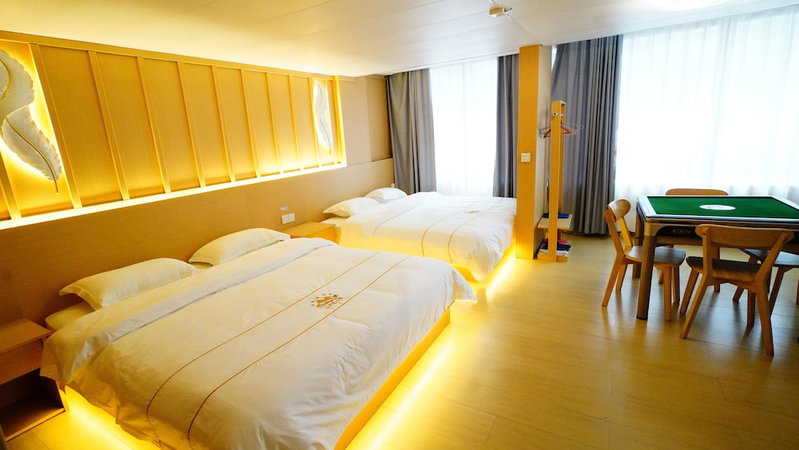 Shanxun Snow Mountain Villa Hotel, Guilin, China
